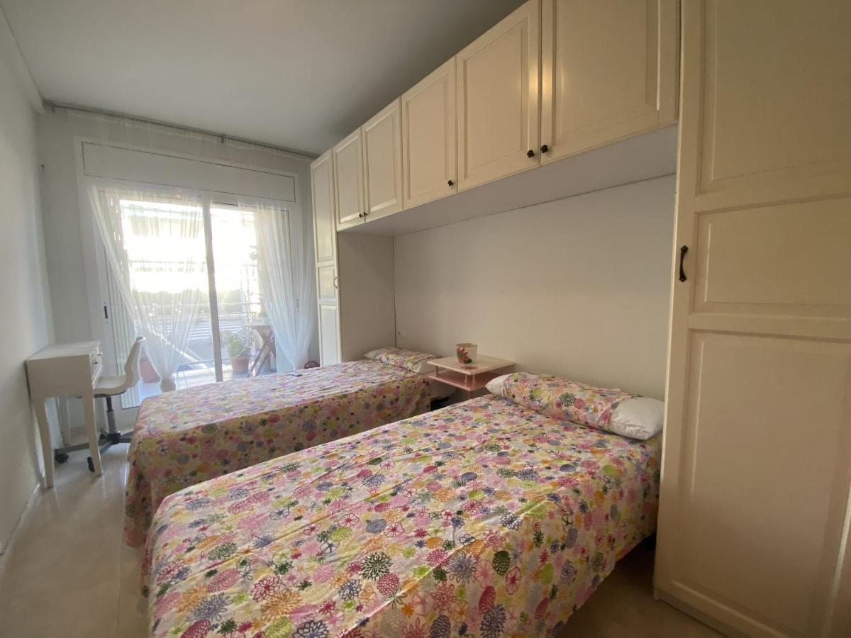 R123 Apartamento En La Planta Baja Con Piscina Cerca De La Playa Calafell Ngoại thất bức ảnh